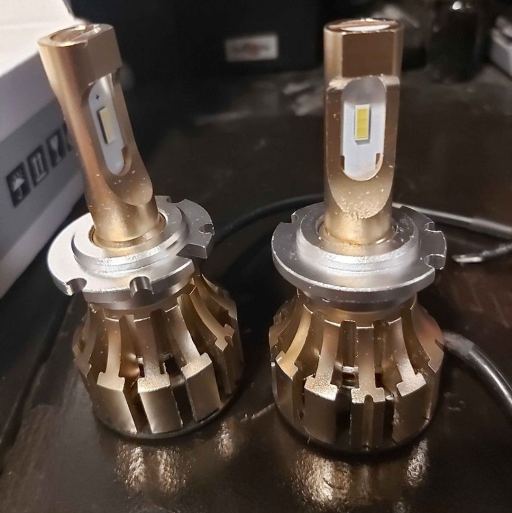 Brand New D2S LED BULBS